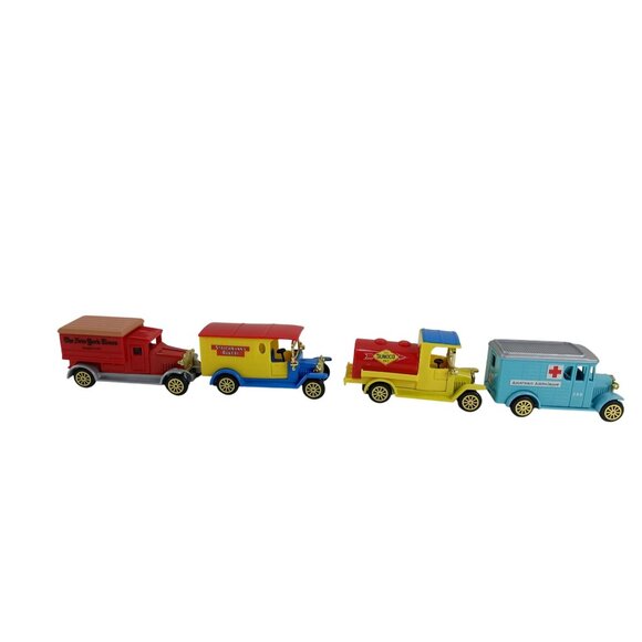 Reader's Digest Set Of 4 Classic Trucks Vehicles 4" Toy Vehicles Vintage - Picture 4 of 8